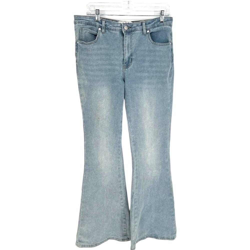PTCL Ethical Denim Flare Jeans 30X32 Light Wash Concert Boho Festival Star Patch